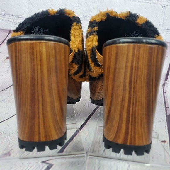 Jessica Simpson Women's Size 10 Tollia High Pile Faux Fur Platform Mules - Picture 8 of 9